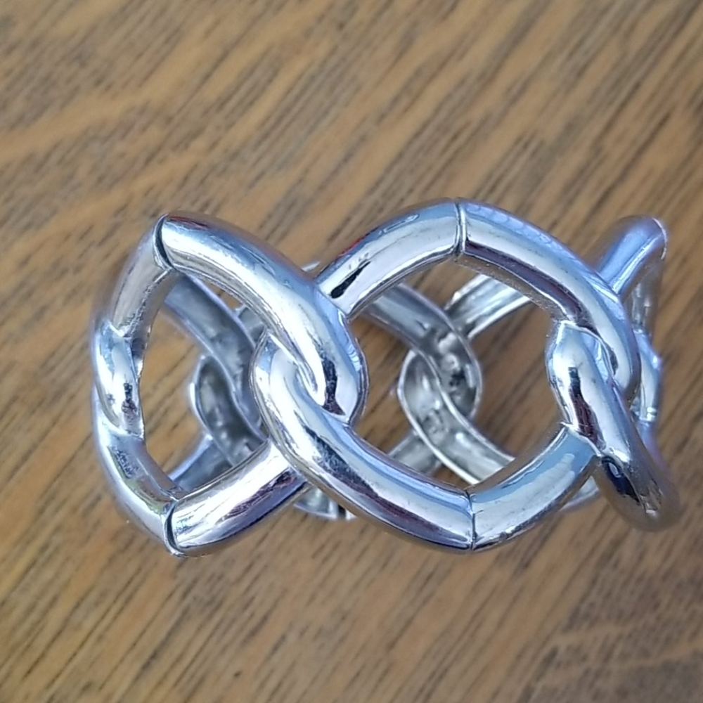 Expandable bracelet